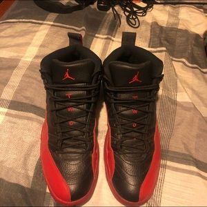 Jordan 12 flu game size 12